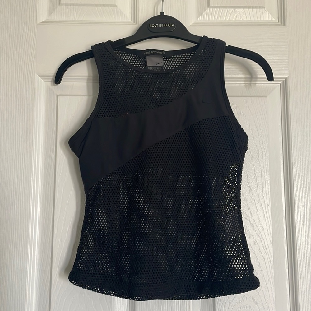 BNWT Nike mesh tank